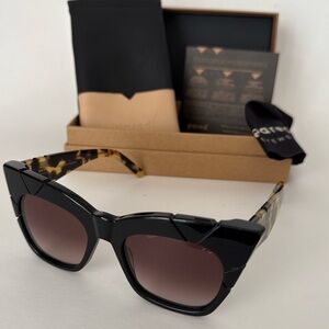 NEW PARED KOHL & KAFTANS Cat Eye SUNGLASSES